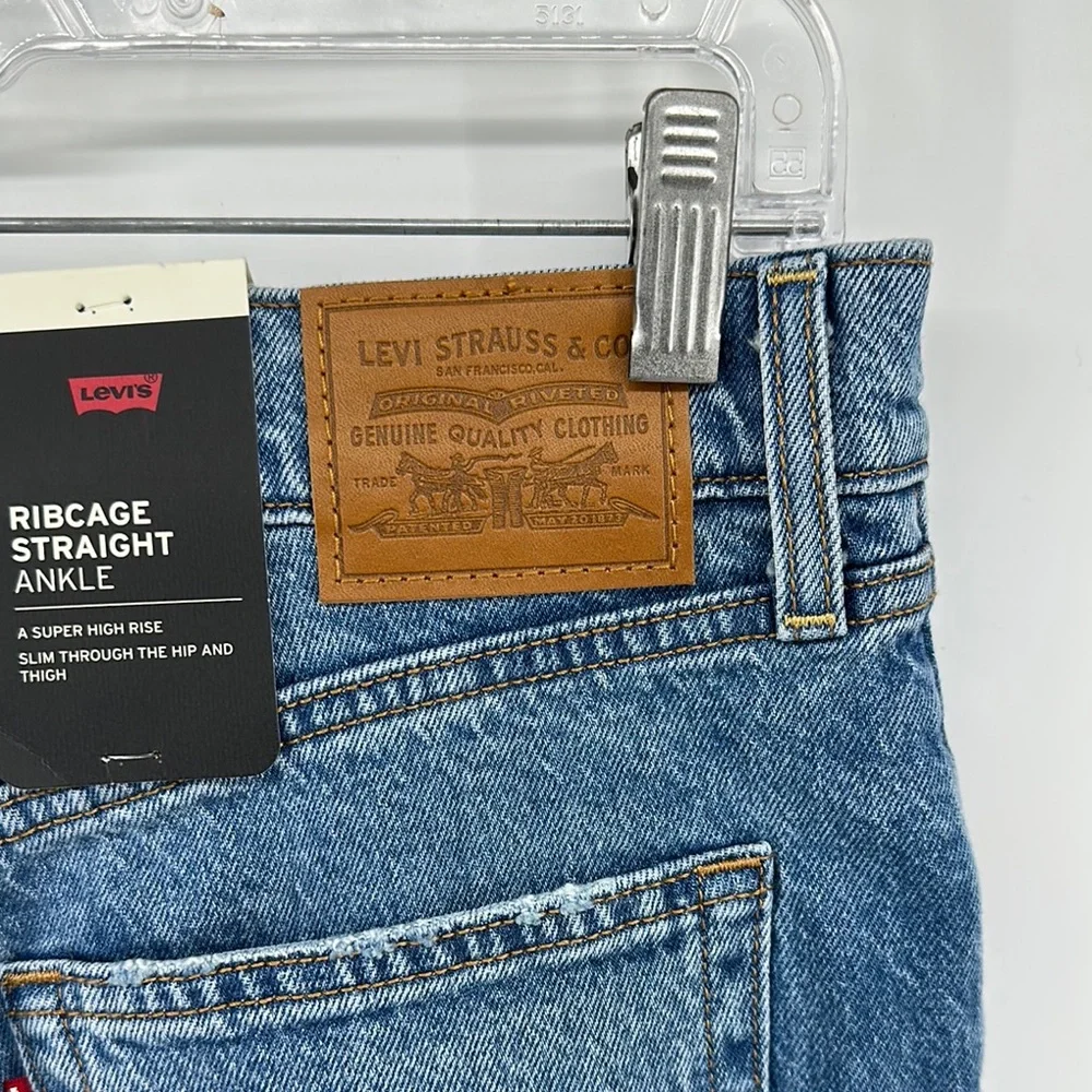 Levi's Jeans - Blue Ribcage straight - Picture 9 of 15